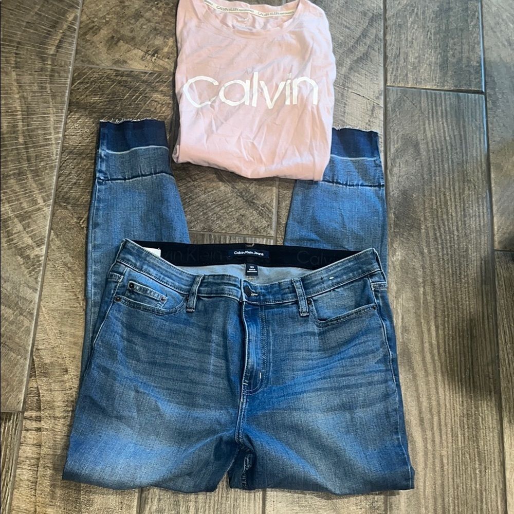 Calvin Klein Blue Skinny Jeans Classic Style w/ short sleeve Calvin tee.
